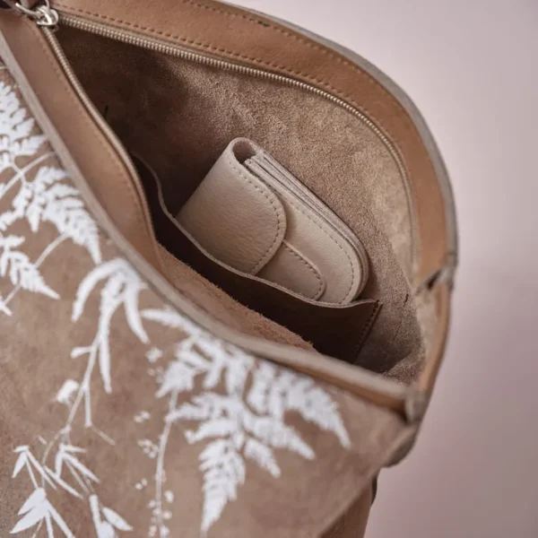 Backpack, Come Along,<Keecie Online