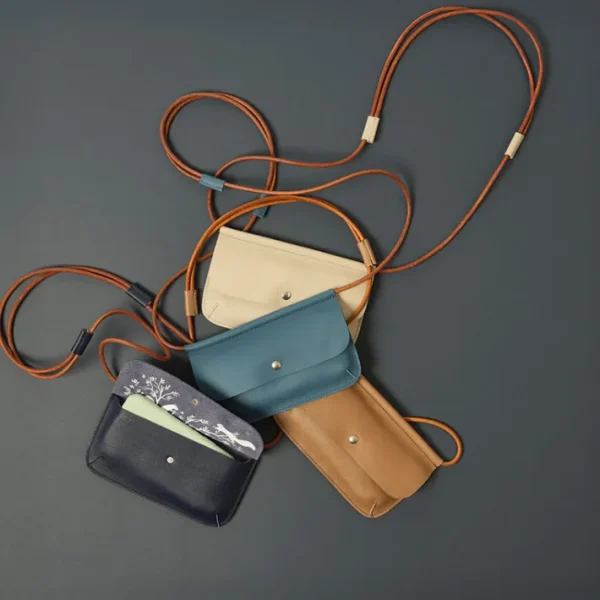 Phonebag, Hang On,<Keecie Online