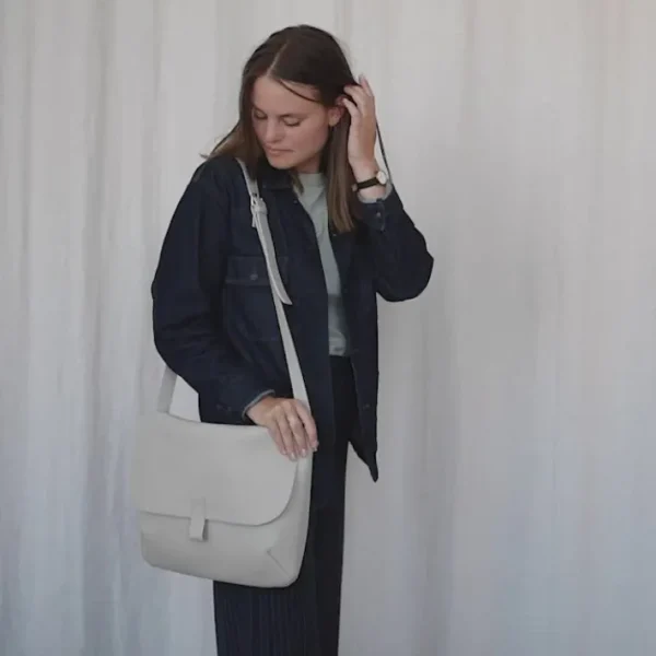Shoulder bag, Back Yard,<Keecie Best